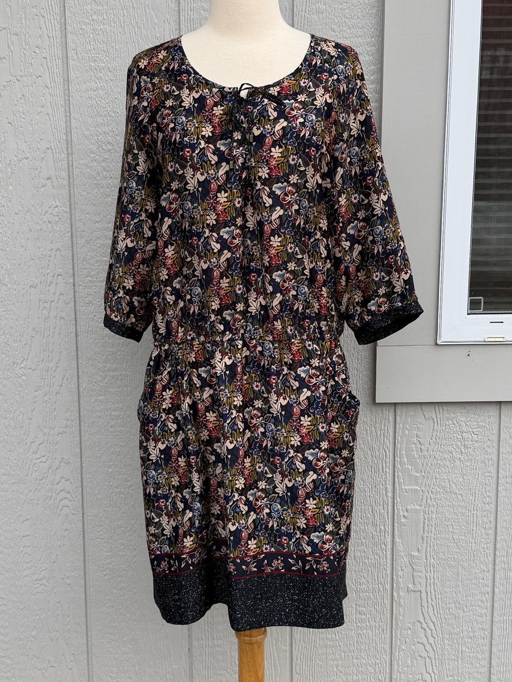 Gerard Darel Size 40 Blue Floral Berry Dress EUC